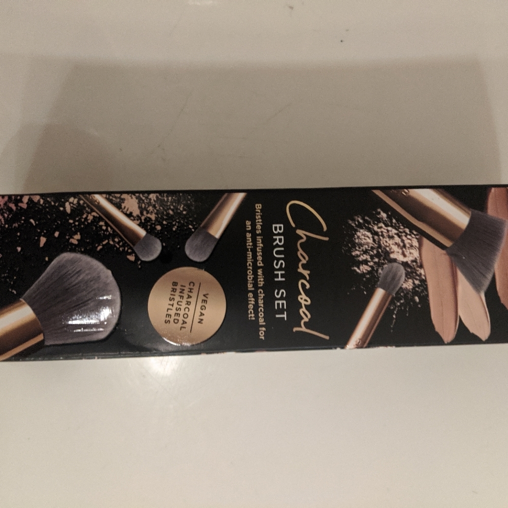 Charcoal Infused Makeup Brushs